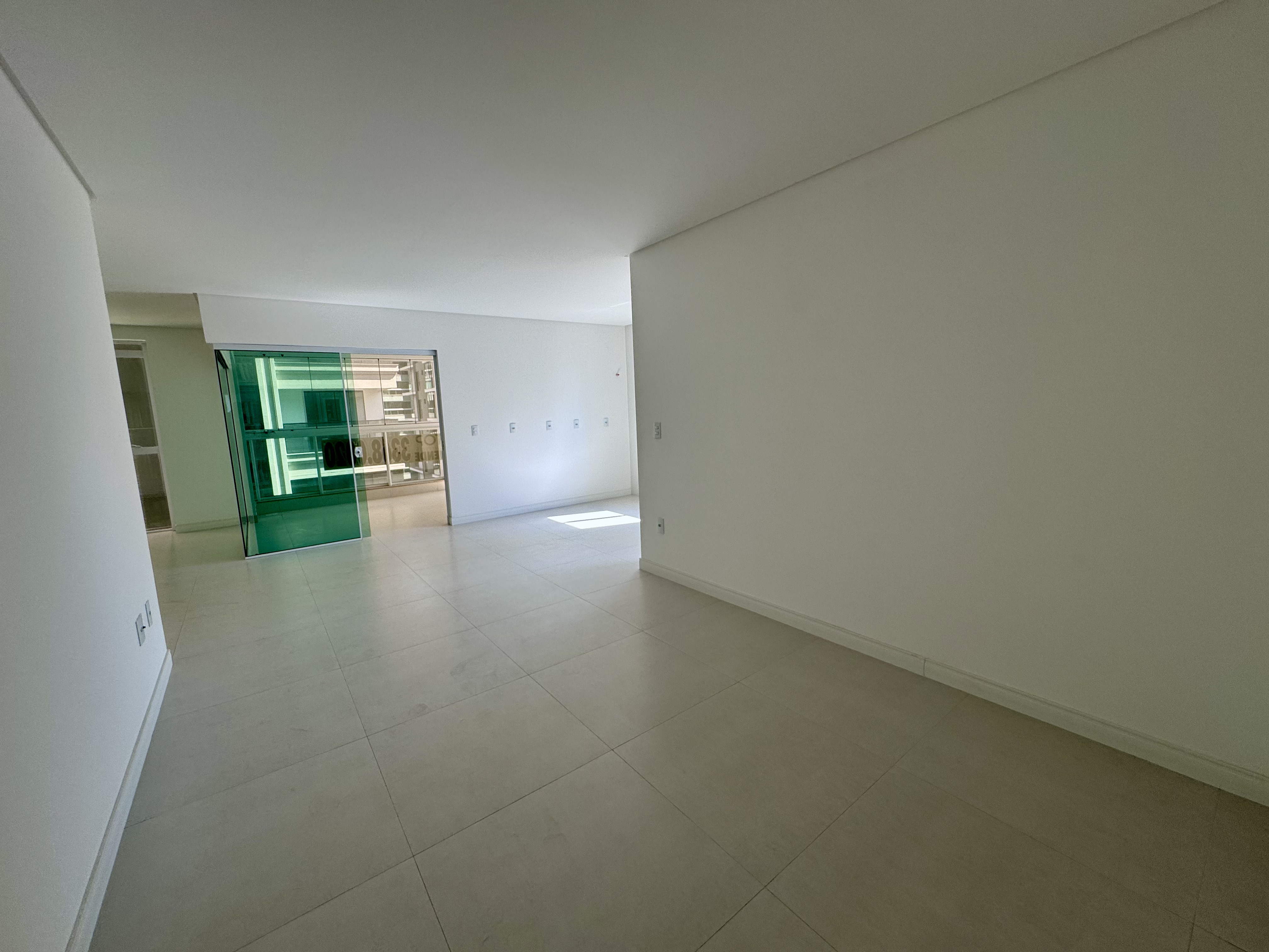 Apartamento com 4 quartos à venda em Meia Praia, Itapema/SC · PropWase