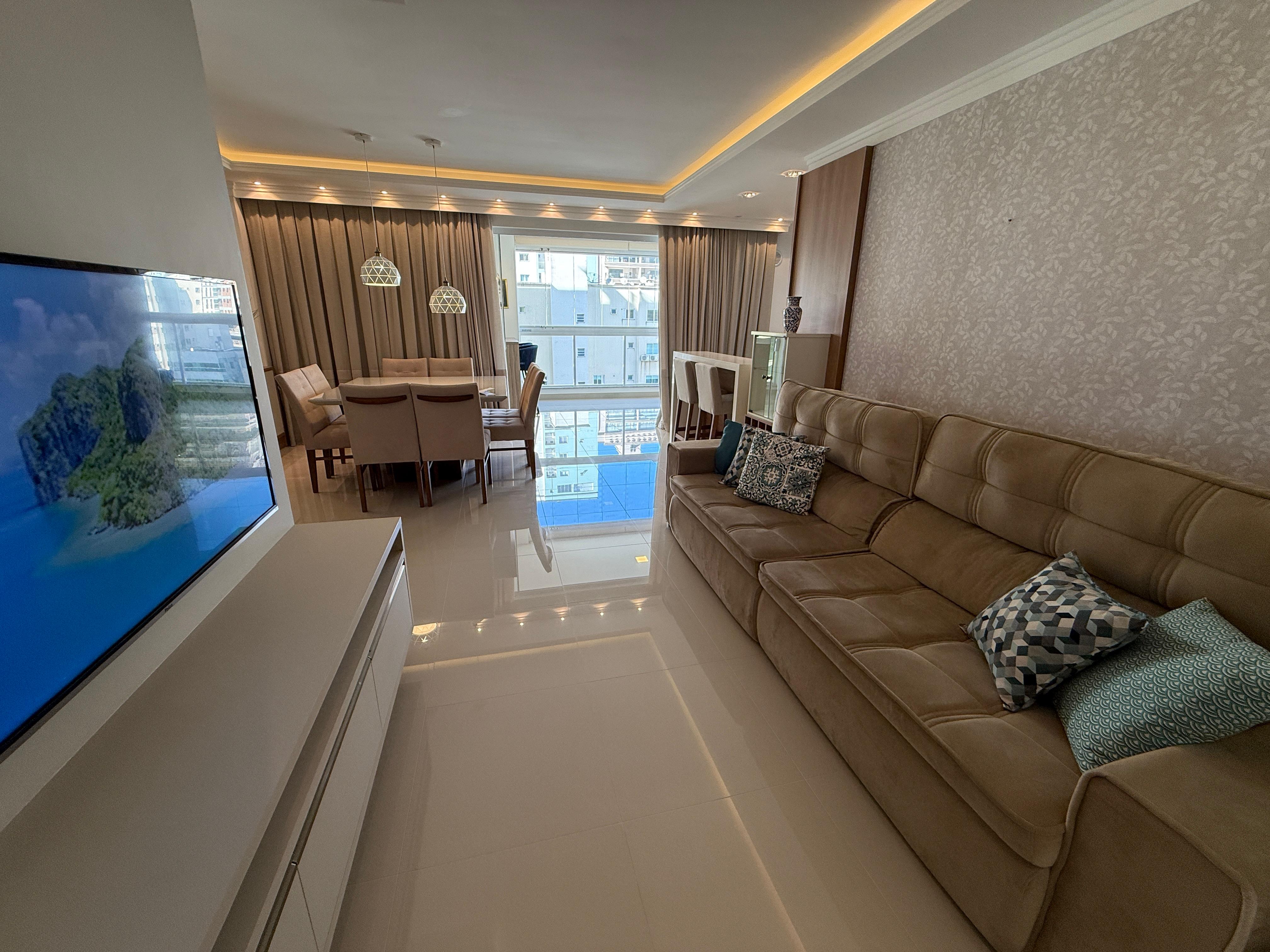 Apartamento com 3 quartos à venda em Meia Praia, Itapema/SC · PropWase