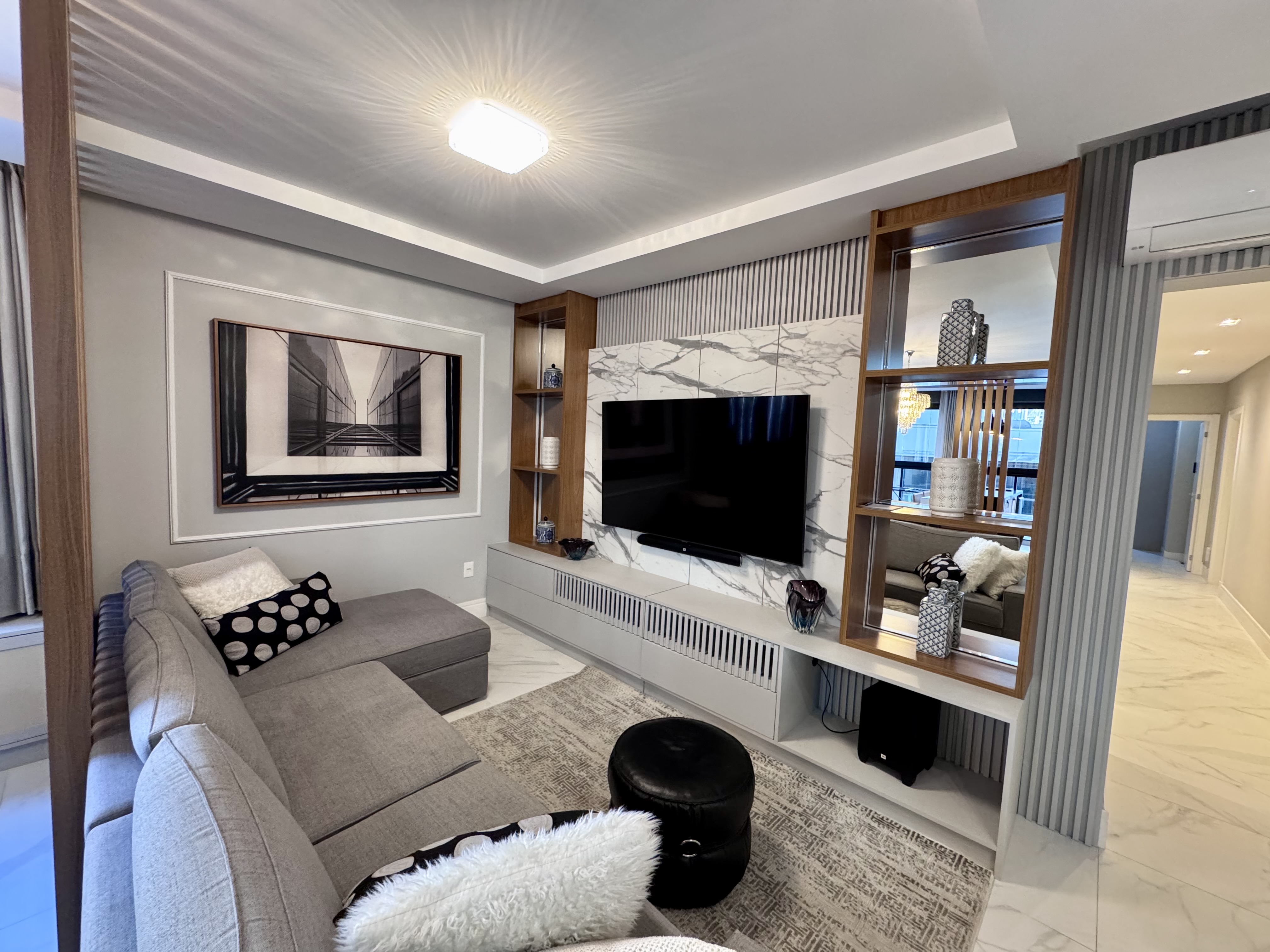 Apartamento com 4 quartos à venda em Meia Praia, Itapema/SC · PropWase